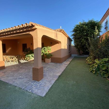 Casa con jardín privado para hasta 7 personas y piscina compartida Cádiz Exterior foto