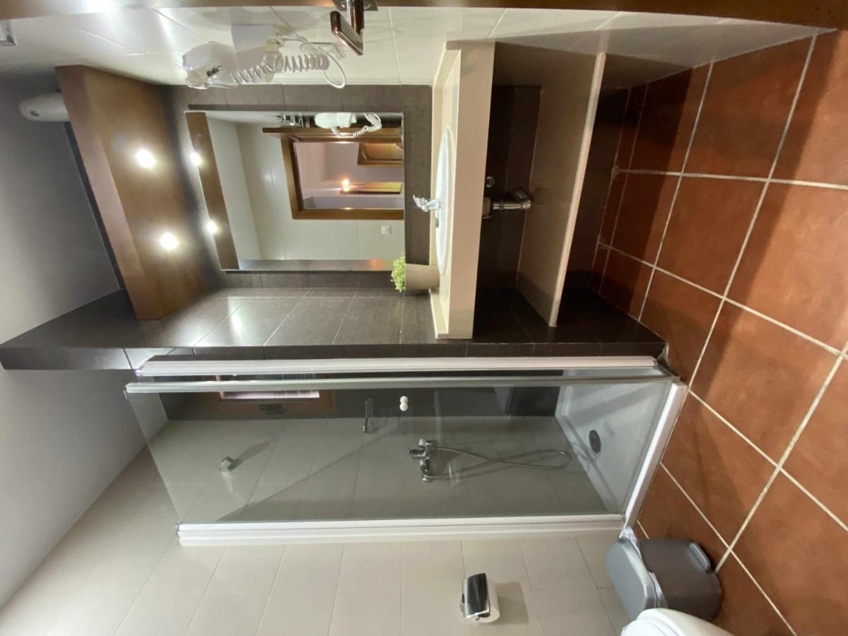 Casa con jardín privado para hasta 7 personas y piscina compartida Cádiz Exterior foto